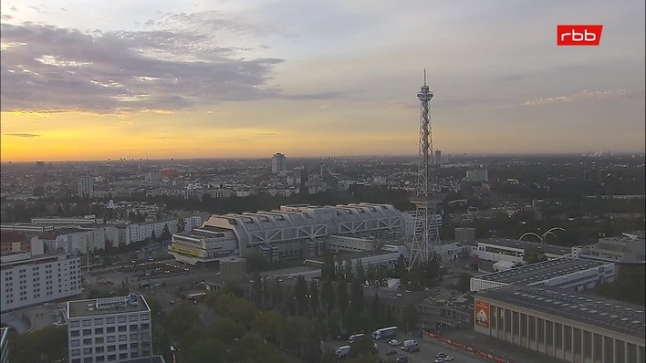 Archiv Foto Webcam Berlin: Theodor-Heuss-Platz am Funkhaus