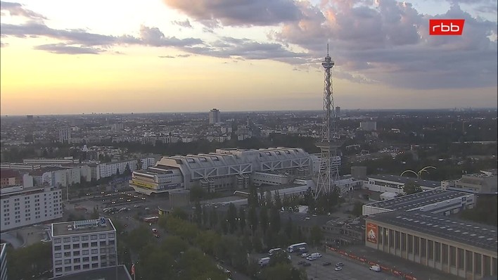 Archiv Foto Webcam Berlin: Theodor-Heuss-Platz am Funkhaus