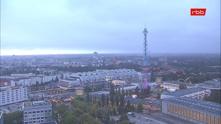 Archiv Foto Webcam Berlin: Theodor-Heuss-Platz am Funkhaus
