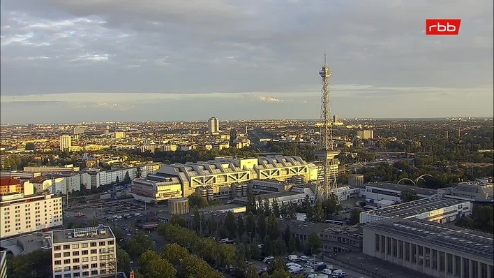 Archiv Foto Webcam Berlin: Theodor-Heuss-Platz am Funkhaus