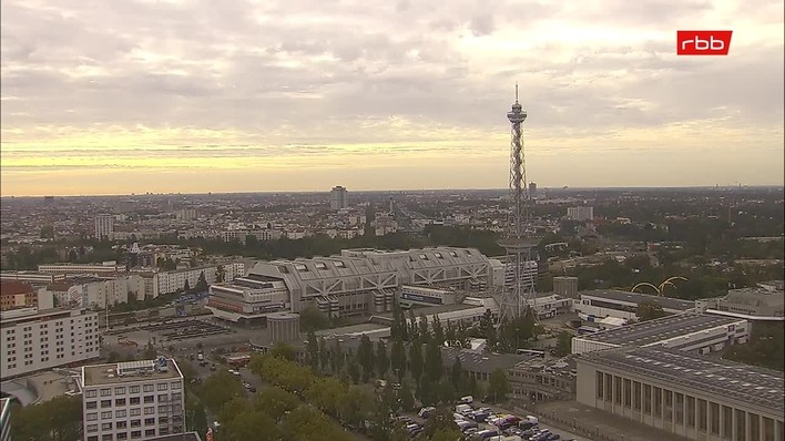 Archiv Foto Webcam Berlin: Theodor-Heuss-Platz am Funkhaus