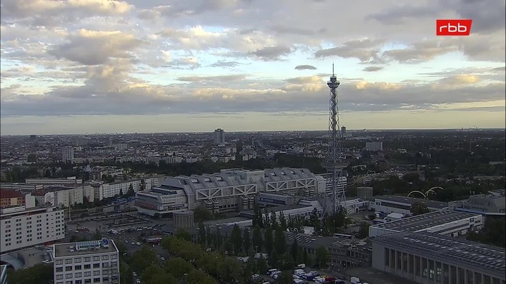 Archiv Foto Webcam Berlin: Theodor-Heuss-Platz am Funkhaus