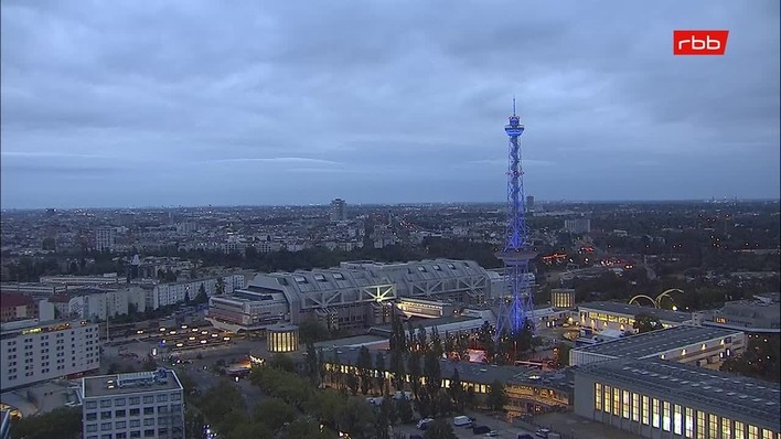 Archiv Foto Webcam Berlin: Theodor-Heuss-Platz am Funkhaus