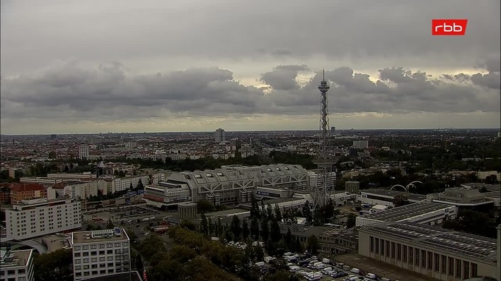 Archiv Foto Webcam Berlin: Theodor-Heuss-Platz am Funkhaus