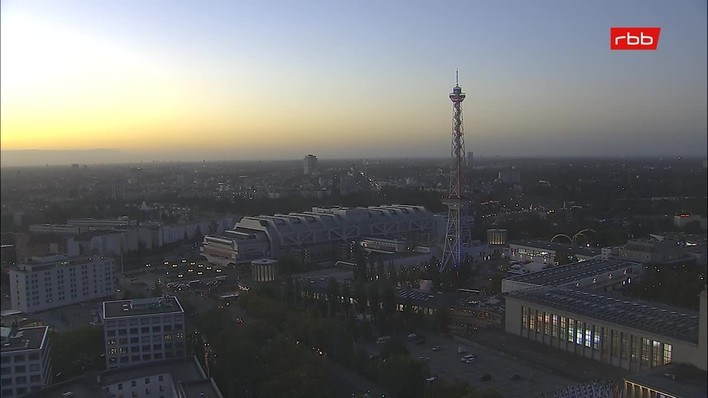 Archiv Foto Webcam Berlin: Theodor-Heuss-Platz am Funkhaus