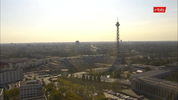 Archiv Foto Webcam Berlin: Theodor-Heuss-Platz am Funkhaus