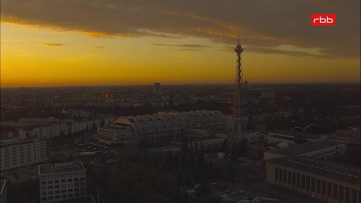 Archiv Foto Webcam Berlin: Theodor-Heuss-Platz am Funkhaus