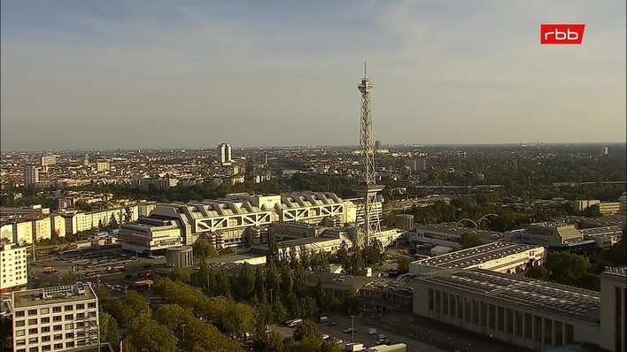 Archiv Foto Webcam Berlin: Theodor-Heuss-Platz am Funkhaus