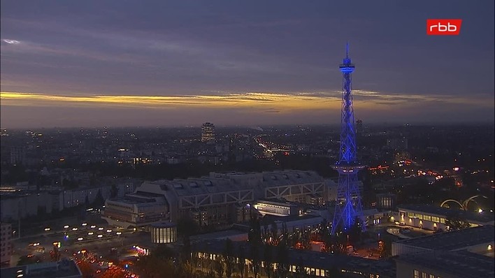 Archived image Webcam Theodor-Heuss-Platz in Berlin