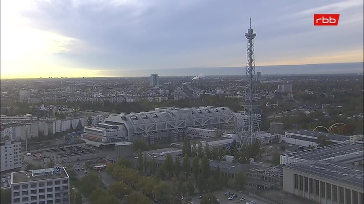 Archiv Foto Webcam Berlin: Theodor-Heuss-Platz am Funkhaus