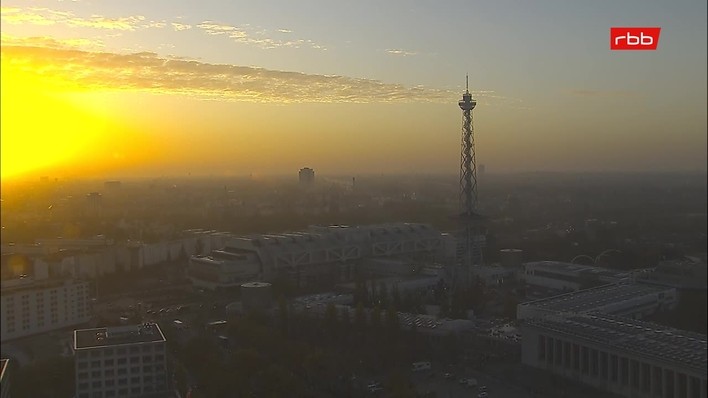 Archiv Foto Webcam Berlin: Theodor-Heuss-Platz am Funkhaus