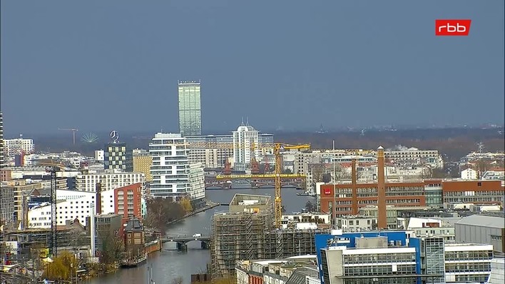 Archiv Foto Webcam Berlin: Rotes Rathaus und Berliner Dom