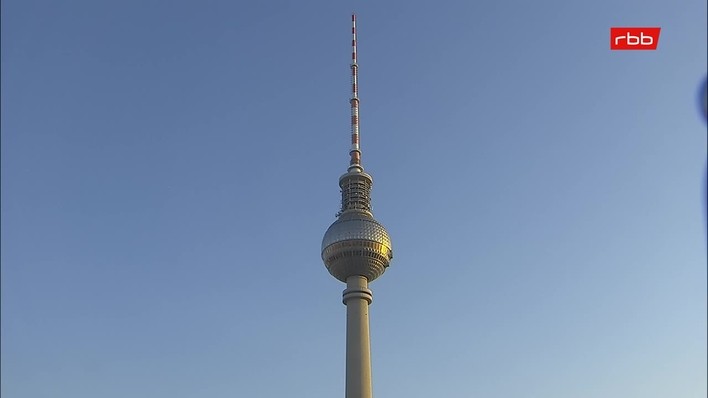 Archived image Webcam View from Rotes Rathaus, Berlin