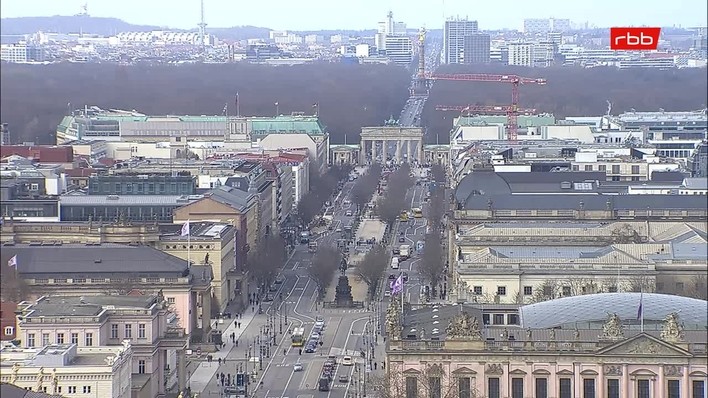 Archiv Foto Webcam Berlin: Rotes Rathaus und Berliner Dom