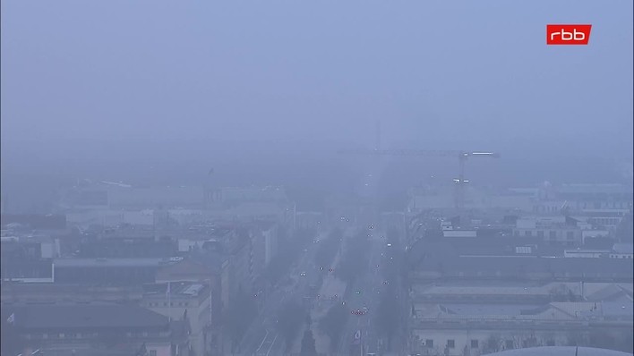 Archiv Foto Webcam Berlin: Rotes Rathaus und Berliner Dom