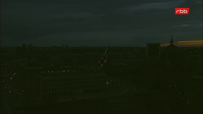 Archiv Foto Webcam Berlin: Rotes Rathaus und Berliner Dom