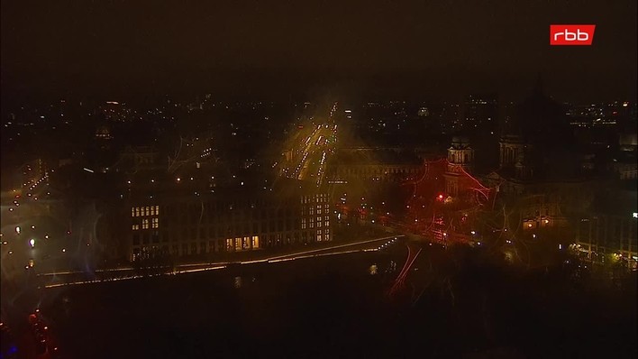 Archiv Foto Webcam Berlin: Rotes Rathaus und Berliner Dom