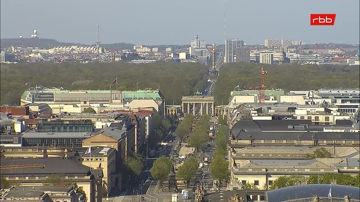 Archiv Foto Webcam Berlin: Rotes Rathaus und Berliner Dom