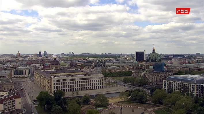 Archived image Webcam View from Rotes Rathaus, Berlin