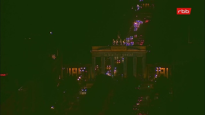 Archiv Foto Webcam Berlin: Rotes Rathaus und Berliner Dom