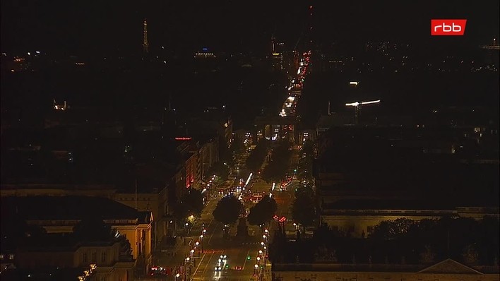 Archiv Foto Webcam Berlin: Rotes Rathaus und Berliner Dom