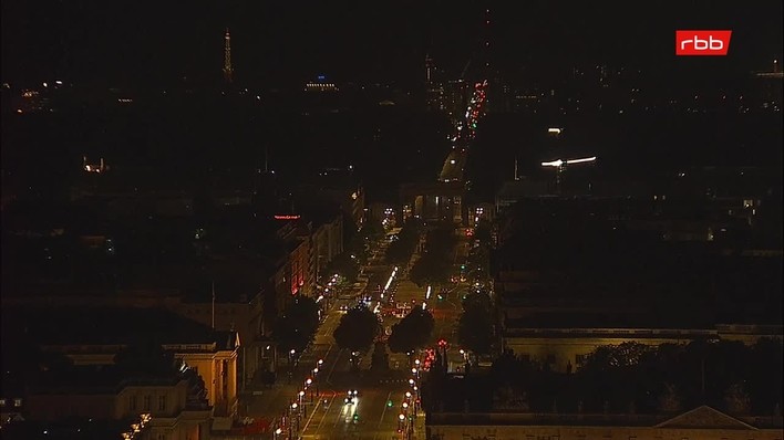Archiv Foto Webcam Berlin: Rotes Rathaus und Berliner Dom