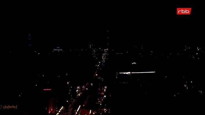 Archiv Foto Webcam Berlin: Rotes Rathaus und Berliner Dom
