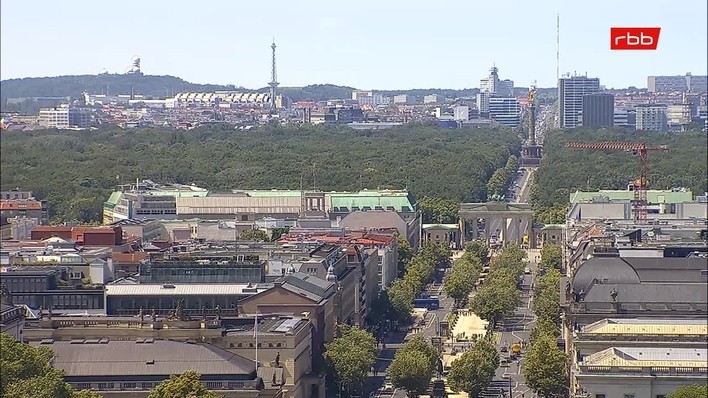 Archiv Foto Webcam Berlin: Rotes Rathaus und Berliner Dom