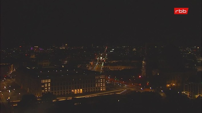 Archiv Foto Webcam Berlin: Rotes Rathaus und Berliner Dom