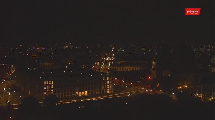 Archiv Foto Webcam Berlin: Rotes Rathaus und Berliner Dom