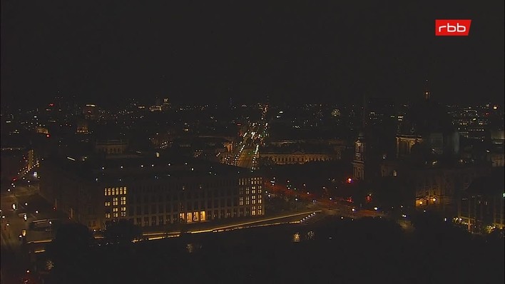 Archiv Foto Webcam Berlin: Rotes Rathaus und Berliner Dom
