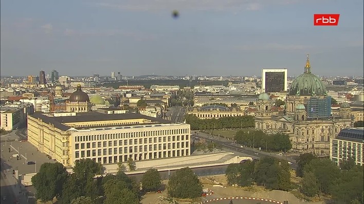 Archived image Webcam View from Rotes Rathaus, Berlin