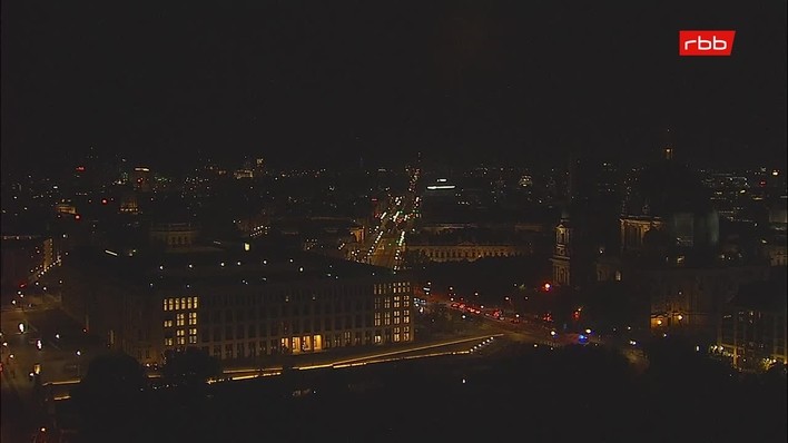 Archiv Foto Webcam Berlin: Rotes Rathaus und Berliner Dom