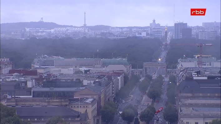 Archiv Foto Webcam Berlin: Rotes Rathaus und Berliner Dom