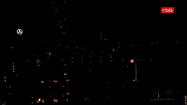 Archiv Foto Webcam Berlin: Rotes Rathaus und Berliner Dom