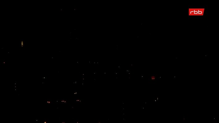 Archiv Foto Webcam Berlin: Rotes Rathaus und Berliner Dom