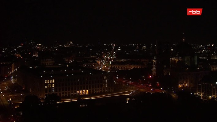 Archiv Foto Webcam Berlin: Rotes Rathaus und Berliner Dom