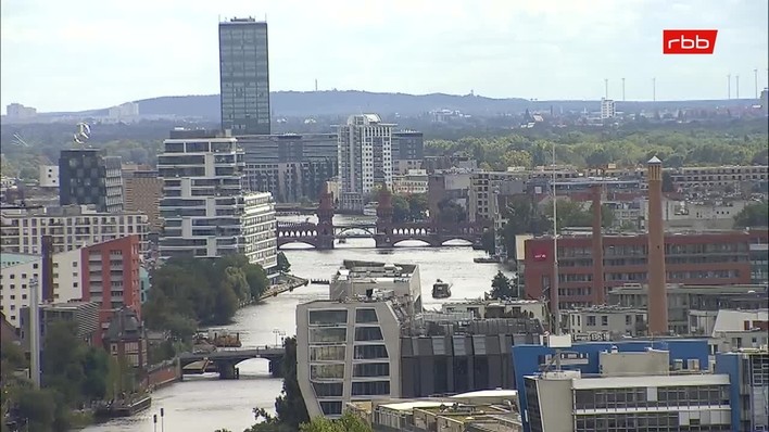 Archiv Foto Webcam Berlin: Rotes Rathaus und Berliner Dom