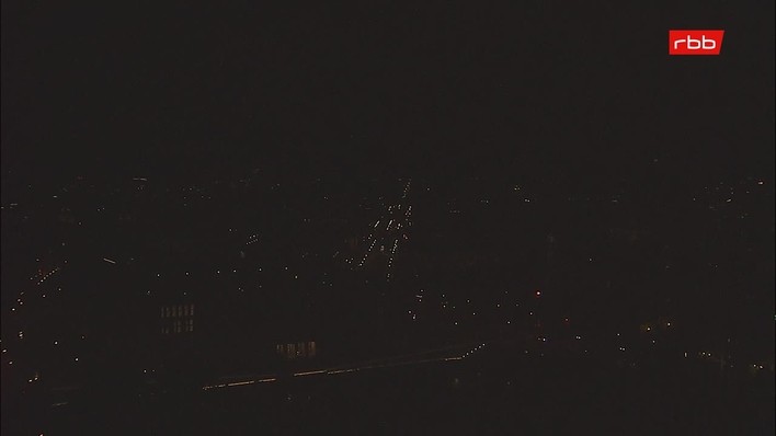 Archiv Foto Webcam Berlin: Rotes Rathaus und Berliner Dom