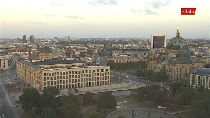 Archived image Webcam View from Rotes Rathaus, Berlin
