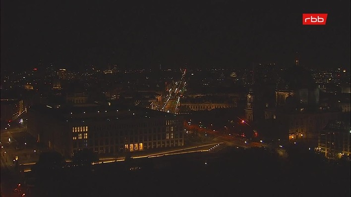 Archiv Foto Webcam Berlin: Rotes Rathaus und Berliner Dom