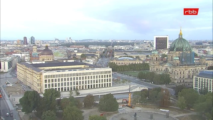 Archived image Webcam View from Rotes Rathaus, Berlin