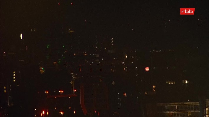 Archiv Foto Webcam Berlin: Rotes Rathaus und Berliner Dom