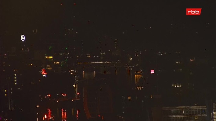 Archiv Foto Webcam Berlin: Rotes Rathaus und Berliner Dom