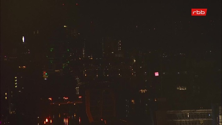 Archiv Foto Webcam Berlin: Rotes Rathaus und Berliner Dom