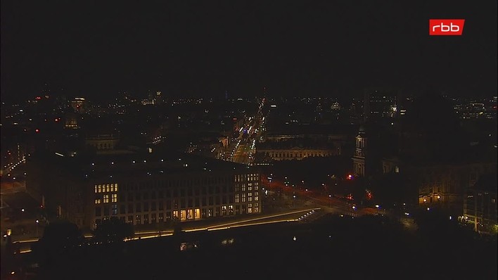 Archiv Foto Webcam Berlin: Rotes Rathaus und Berliner Dom