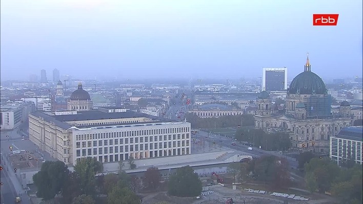 Archived image Webcam View from Rotes Rathaus, Berlin