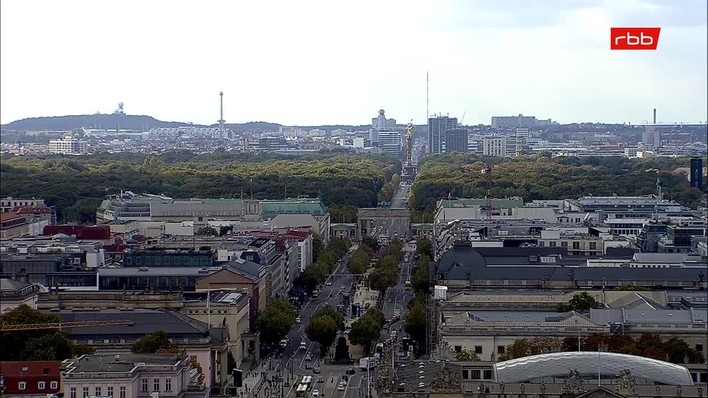 Archiv Foto Webcam Berlin: Rotes Rathaus und Berliner Dom