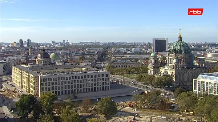Archived image Webcam View from Rotes Rathaus, Berlin