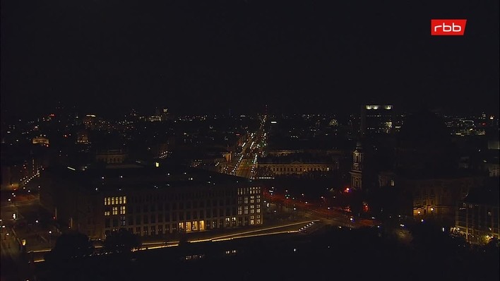 Archiv Foto Webcam Berlin: Rotes Rathaus und Berliner Dom
